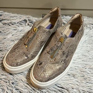 Priori Metallic Snakeskin Slip-on Women’s Sneaker Size 7M